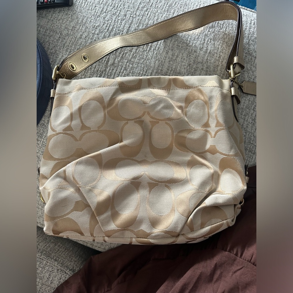 Coach Signature Bag like new
